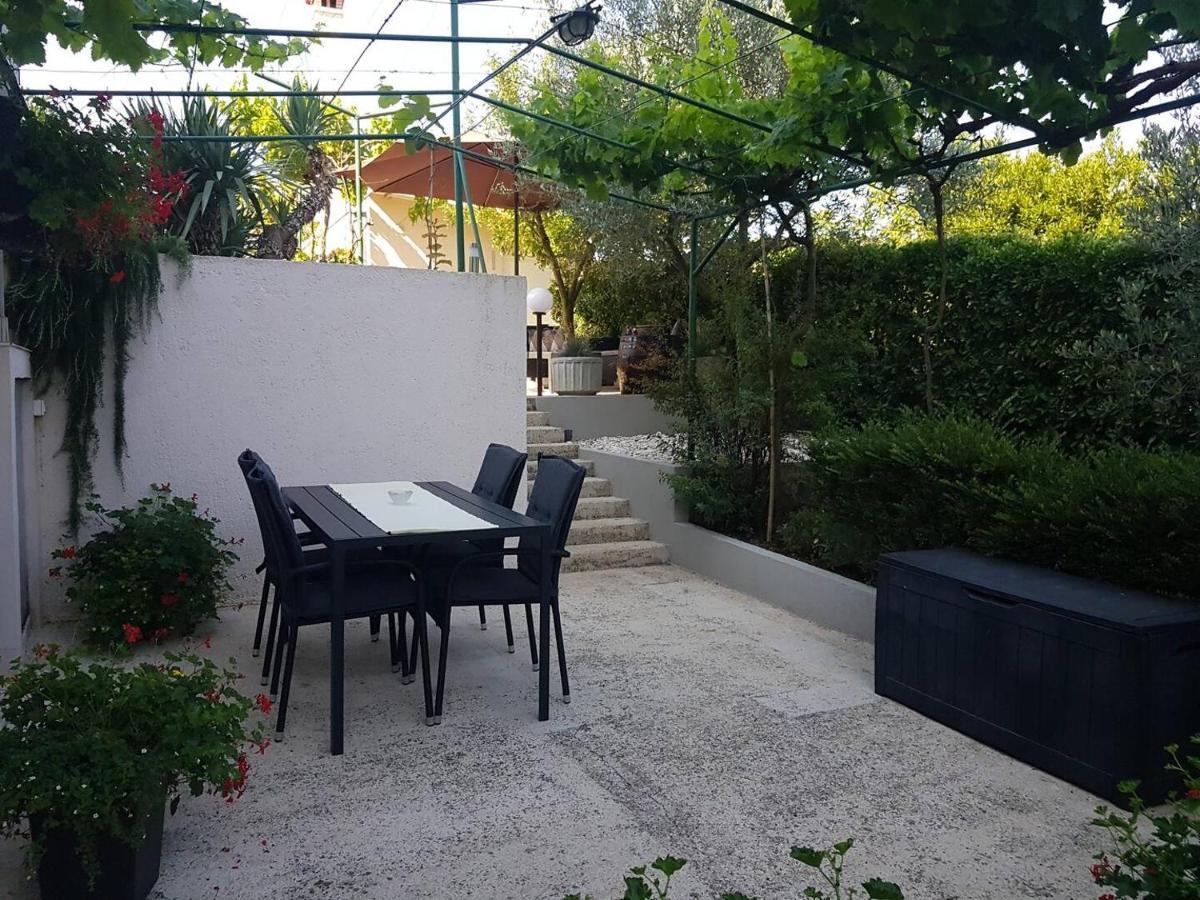 Apartment Tara Pula Ngoại thất bức ảnh
